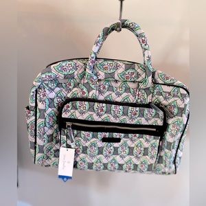 !RARE! Vera Bradley Iconic Weekender Travel Bag or diaper bag ✨ Paisley Stripe